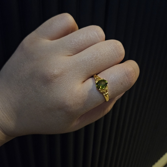 Oomjay Ivy League Ring - Picture 1 of 2